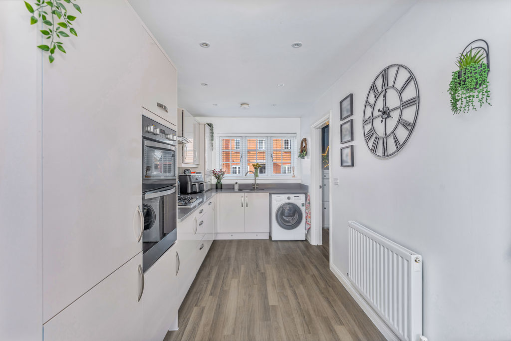 Henge Close Adderbury